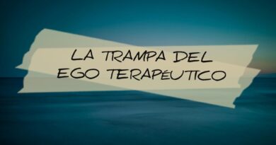 CUANDO EL PROFESIONAL NECESITA DESACREDITAR PARA BRILLAR